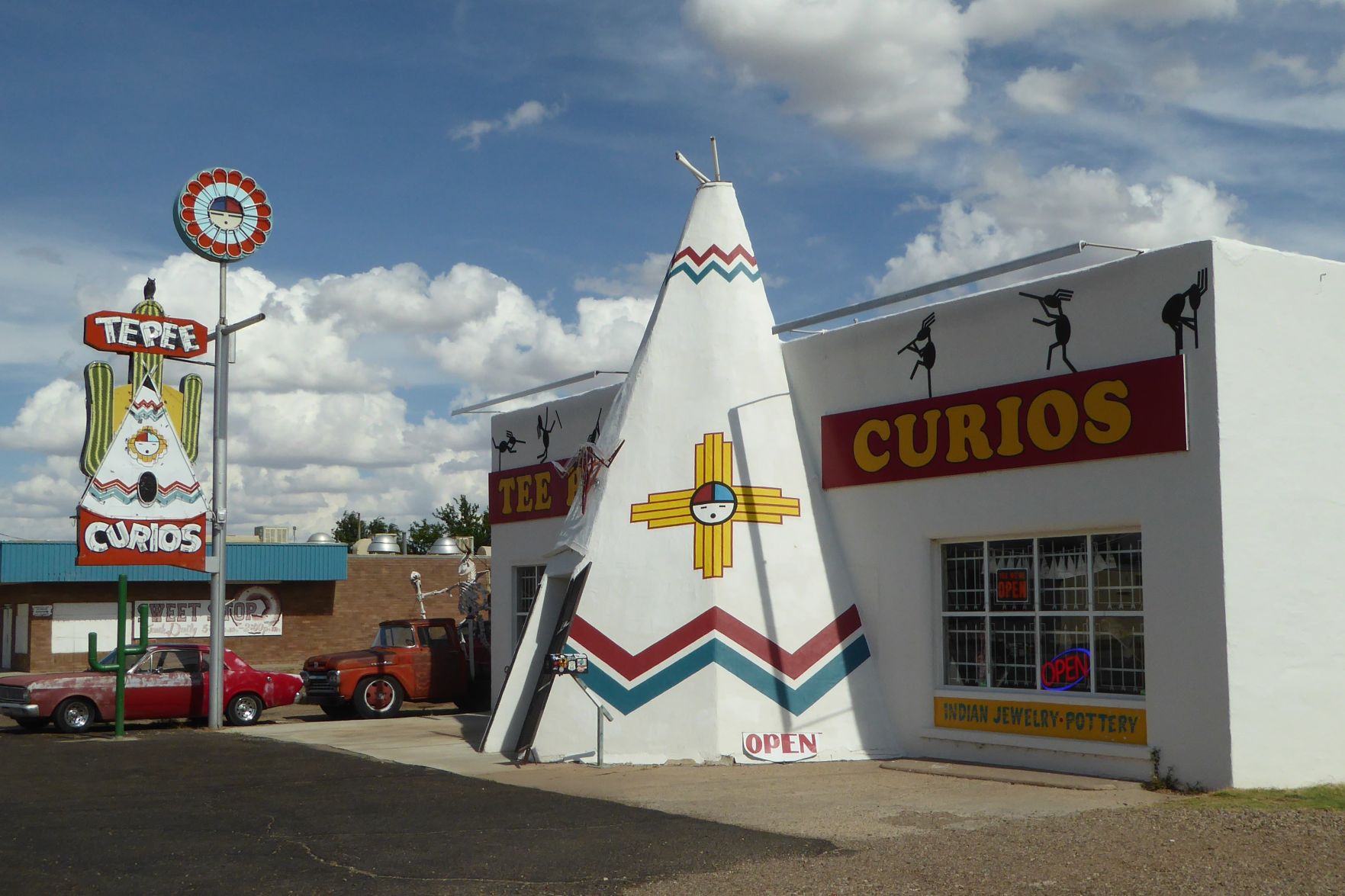 TEPEE Curios in Tucumcari